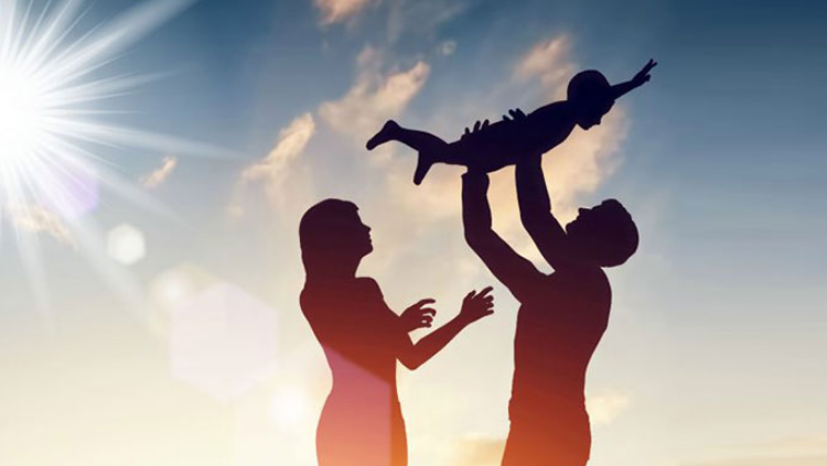 Hebat! Akun Media Sosial yang Direkomendasi untuk Parenting dan Kehidupan Keluarga