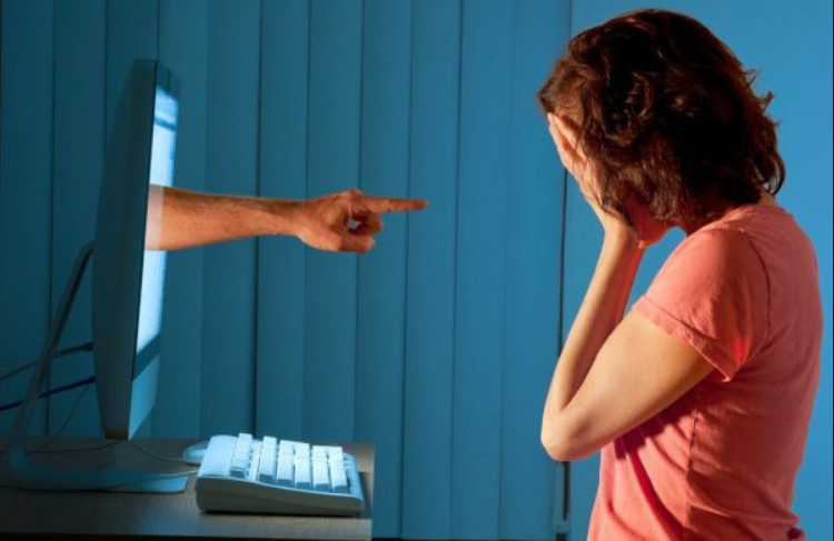 Ketahui! Jenis Kejahatan Cyber Bullying pada Anak yang Mulai Meresahkan