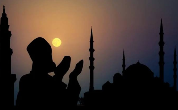 Gambar Cara Memaksimalkan Ibadah Selama Ramadhan Menggunakan Smartphone - SABDAMAYA.COM