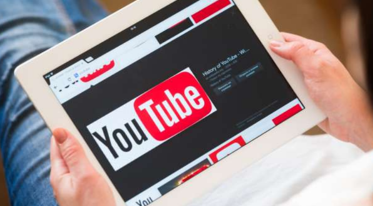 Mengapa Channel Youtube Sekarang dijadikan Andalan untuk Hiburan daripada Acara Televisi ?