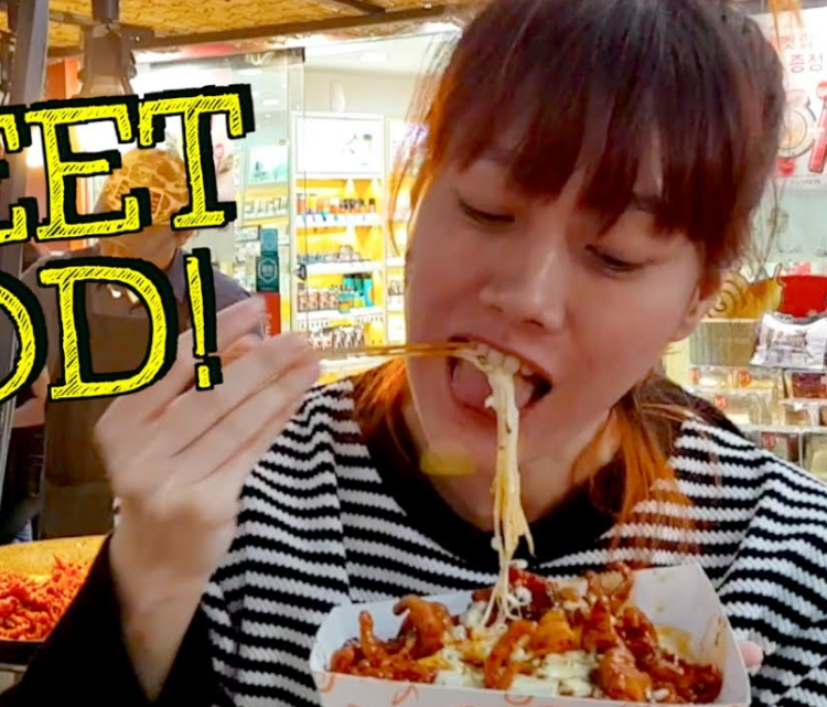 Gambar Seru! Inilah Enam Youtuber Korea Membahas Street Food - SABDAMAYA.COM