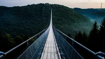 jembatan unik dan populer di Jerman